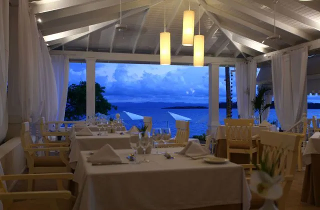 Luxury Bahia Principe Samana All Inclusive restaurant view mer